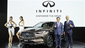 2018 世界新車大展 INFINITI QX50登場，裕隆日產總經理李振成與INFINITI亞洲及大洋洲區董事總經理Chris Mallios共同出席車展現場。
