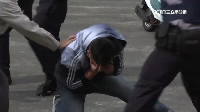 友噴辣椒水「醒腦」　醉男回家變送醫