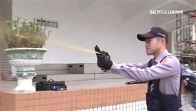 辣椒水分兩種 水柱目標明確.霧式恐誤傷自己