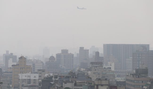 空氣髒咽喉病患增　運動恐吸更多霧霾