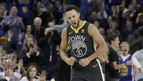 ▲「柯神」Curry復出戰就投中10顆3分，奪得38分。（圖／美聯社／達志影像）