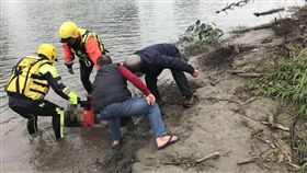 新北市,永和,中正橋,跳水,尋短,感情不順,