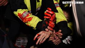 大觀自救會朝總統府潑漆／記者林敬旻攝