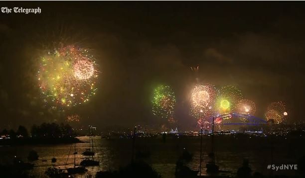 雪梨12分鐘跨年煙火　震撼10億人