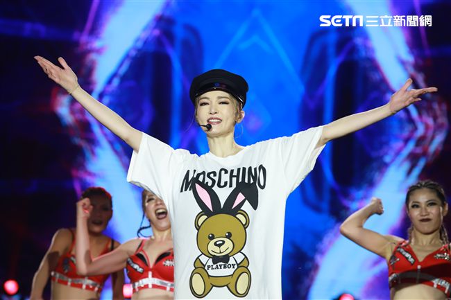 謝金燕高雄跨年　圖／民視提供