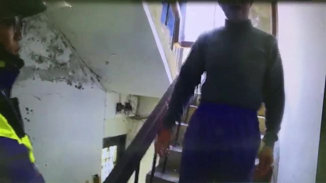 房間沒第四台　竟把室友砍到腸子外露