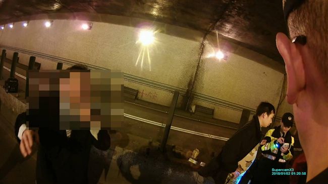 沒欠債卻遭押走　男遇臨檢大喊救命