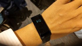 葉立斌攝　智慧手環　amor H2健康手環　麗臺科技