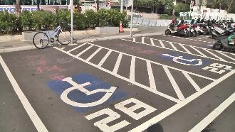 汽機車共停車格　搞不清時間就吃罰單