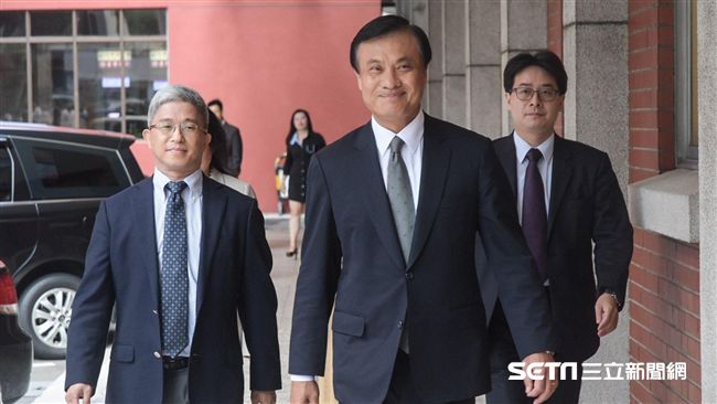 勞基法評估不足　蘇嘉全：上帝也無法
