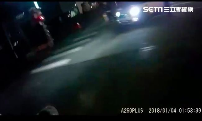 巧合？陳喬恩酒駕車竟跟這個同一輛⋯