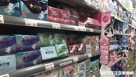 衛生棉,超市,全聯。（圖／記者馮珮汶攝）
