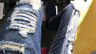 牛仔褲勿丟洗衣機 1洗法「不褪色又防皺］