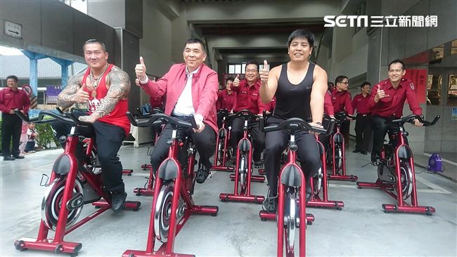 館長談消防員遭毆　疾呼：你們是英雄