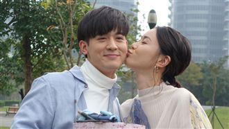 小樂提前慶生！願望曝光想嘴對嘴親…