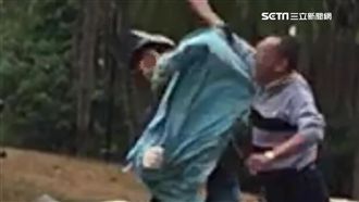 擦撞小黃變全武行　衰騎士手機被折斷