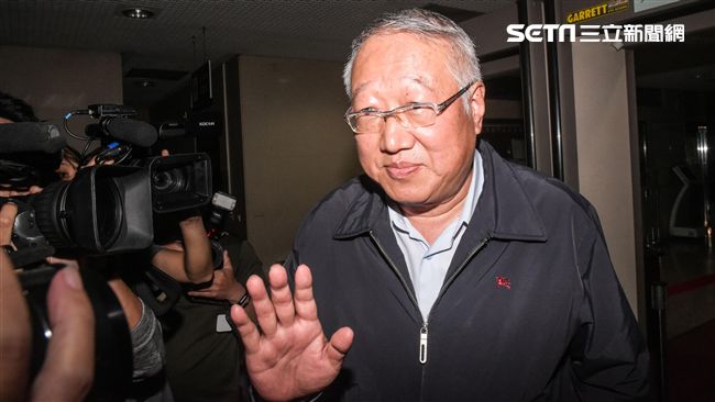 西門町播央視廣告　大樓主人是郭台強