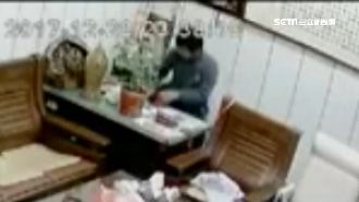 小偷闖屋嫌「太暗」　開燈行竊全都錄