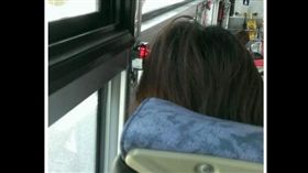 搭公車按下車鈴相當正常，但有網友搭公車時，發現每一站都有人按下車鈴，卻都沒人下車，讓司機相當生氣，其他網友看到事情真相後，紛紛笑說「我是司機的話一定火」！（圖／翻攝自PTT）