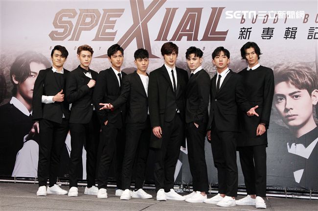 人氣男團SpeXial第五張國語專輯發片，相對團員也換了幾位。（記者邱榮吉/攝影）