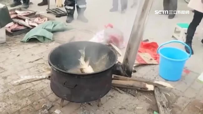 炸魚還魂？起鍋上桌竟「活跳跳」