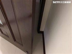 掃地出門,無家可歸,離家出走