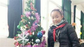 9歲孝女捐骨髓救父！堅強安慰奶奶別哭　床單卻被冷汗沾濕
圖翻攝自揚子晚報
