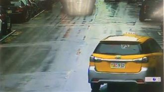 突擦撞3車　小黃司機疑心臟病發不治