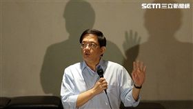 管中閔　葉立斌攝