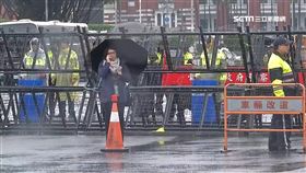 員警,警察,警備,警戒,拒馬