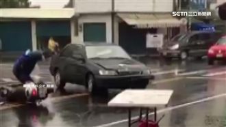 「要加湯」老闆沒聽見！常客開車撞店