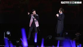 五月天演唱會最終唱  周董雨中登台合唱[20180107台北訊] 