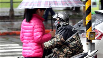 低溫大雨濃霧強風　氣象局齊發4特報