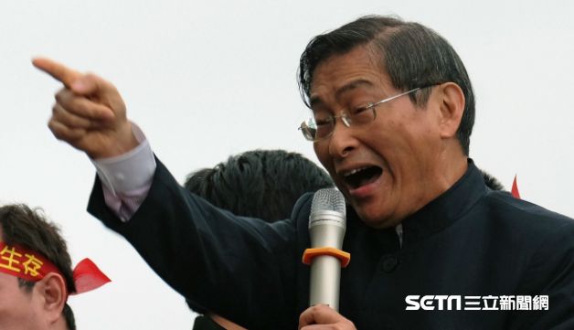 張安樂頒北市小學市長獎　教育局回應