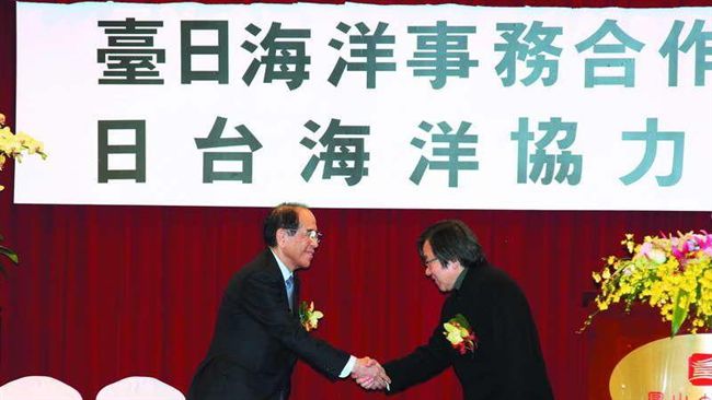 台揪日美區域聯防　中國忙架拐子