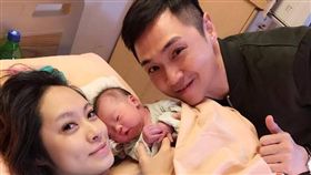 洪百榕,／翻攝自宋達民和洪百榕愛的粉園臉書