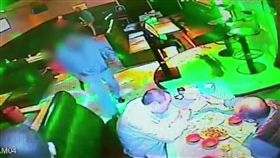 新北市,三重,溪尾街,砍人,卡拉OK,酒醉,男子,