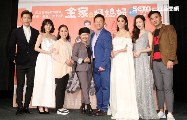 黃少祺、高宇蓁、曾莞婷、江宏恩、謝承均、韓瑜出席八點檔連續劇「金家好媳婦」首映會。（記者邱榮吉/攝影）