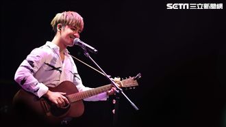 鼓鼓超會撩！上海首唱歌迷心花怒放❤