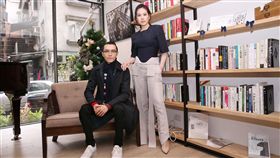 方大同創辦賦音樂　簽下王詩安金曲歌王方大同（左）和音樂友人共同創辦「賦音樂」，期許為音樂人打造理想創作空間，首名簽下過去曾和他合作拍攝多部MV的歌手王詩安（右），並邀集多名音樂人替她量身打造新專輯「詩」。（賦音樂提供）中央社記者江佩凌傳真　107年1月9日