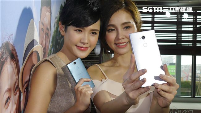 雙前鏡頭索尼XA2 Ultra開賣
