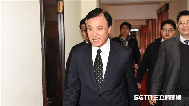 不斷電惹議　蘇嘉全：立委精神滿好的