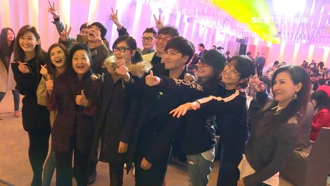 《一家人》收視破5！殺青酒難分難捨