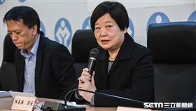 勞基法修正案三讀通過，勞動部長林美珠出面召開記者會說明。 圖／記者林敬旻攝