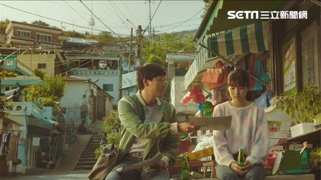 南韓歷史片太催淚　總統文在寅看到哭