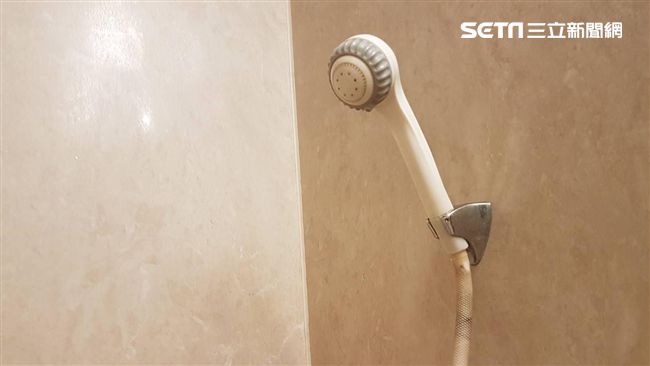 過世堂哥借浴室沖涼　爸：他是火化…