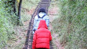 小三女兒評量沒寫完想輕生　4千網友淚推爸爸「溫馨回覆」
圖翻攝自粘拔的幸福碎碎念臉書