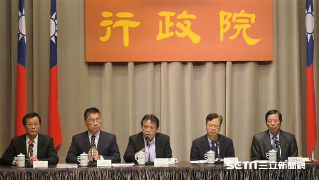鬆綁7休1的行業　勞部擬3月公布