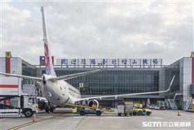 松山機場、春節、過年、疏運、離島、航空 圖／記者林敬旻攝