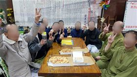 續留龍發堂家屬請命　高市衛生局：要先合法高雄龍發堂住民去留爭議未歇，家屬醞釀到高雄市政府向市長陳菊陳情。高雄市衛生局8日表示，支持龍發堂繼續收容住民，但堂方需先改善為合法照護機構。（龍發堂提供）中央社記者程啟峰高雄傳真　107年1月8日